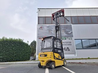 Electric forklift truck Yale ERP35 VL