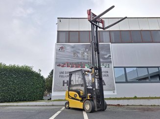 Electric forklift truck Yale ERP35 VL