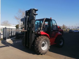 All-terrain forklift Manitou M50-4