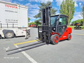 Four wheel front forklift Hangcha XF55D