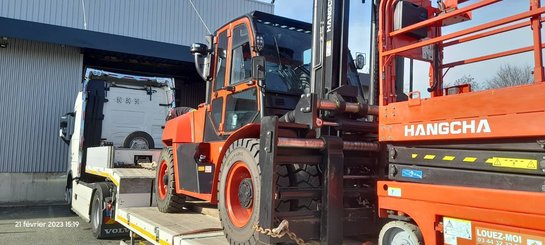 Four wheel front forklift Hangcha XF100D