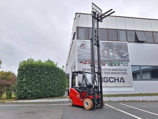 Four wheel front forklift Hangcha A4W25 - 7
