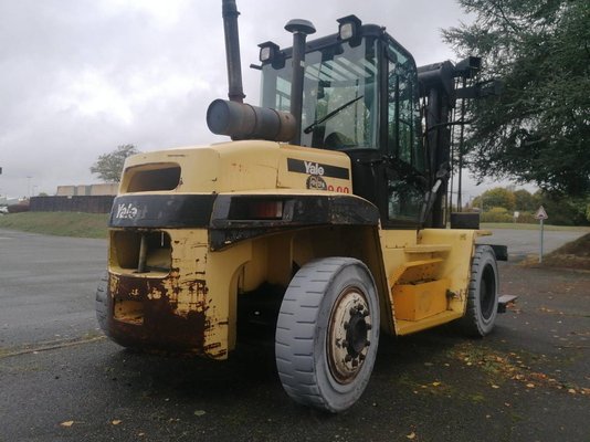 Four wheel front forklift Yale GLP 90 DB - 1