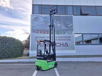 Three wheel front forklift Hangcha X3W10-I (CPDS10-XD4-I)