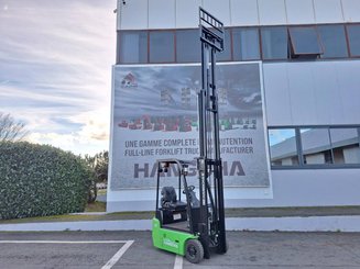 Three wheel front forklift Hangcha X3W10-I (CPDS10-XD4-I)