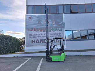 Three wheel front forklift Hangcha X3W10-I (CPDS10-XD4-I)