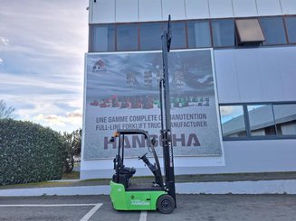 Three wheel front forklift Hangcha X3W10-I (CPDS10-XD4-I)