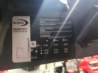 Reach truck Crown ESR5240-1.4 - 11