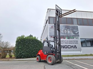 All-terrain forklift Hangcha TT30-2