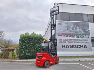 Four wheel front forklift Hangcha XF30D-2