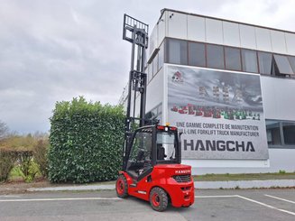 Four wheel front forklift Hangcha XF30D-2