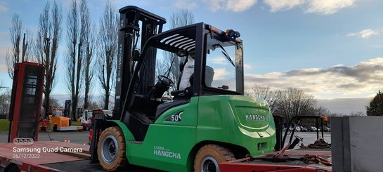 Four wheel front forklift Hangcha XC50 - 3