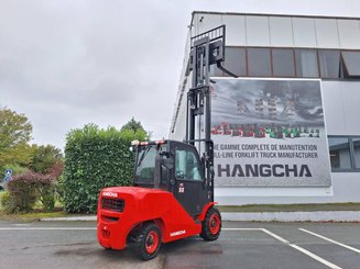 Four wheel front forklift Hangcha XF55D
