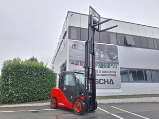 Four wheel front forklift Hangcha XF55D