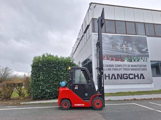 Four wheel front forklift Hangcha XF25G - 9