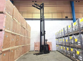 Stacker truck with folding platform Hangcha CDD16-AZ3S