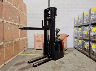 Stacker truck with folding platform Hangcha CDD16-AZ3S