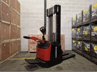 Stacker truck with folding platform Hangcha CDD16-AZ3S
