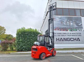 Four wheel front forklift Hangcha XF35G - 9