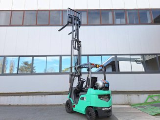 Four wheel front forklift Mitsubishi FG15N