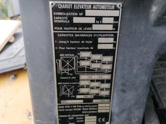 Four wheel front forklift Caterpillar GP40N