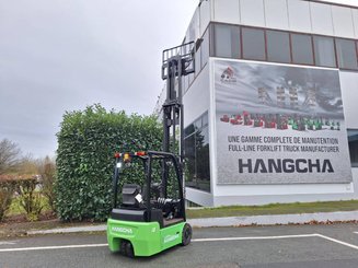 Three wheel front forklift Hangcha X3W15-I (CPDS15-XD4-SI)