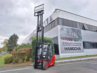 Four wheel front forklift Hangcha XF25D - 6