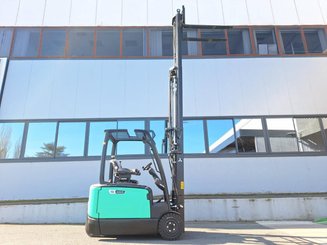 Three wheel front forklift Mitsubishi FB16N2T