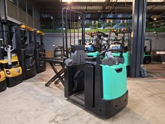Order picker Mitsubishi OPB20N2X fourches levée ergonomique 2400mm