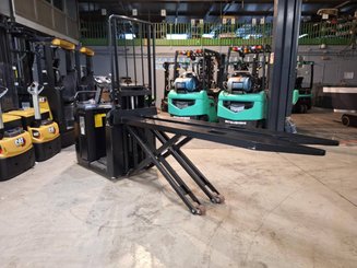 Order picker Mitsubishi OPB20N2X fourches levée ergonomique 2400mm