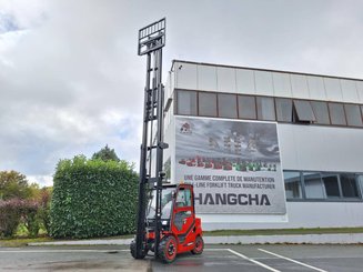 Four wheel front forklift Hangcha XF35D-2 - 6