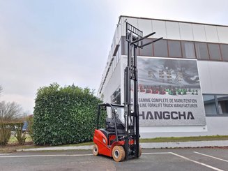 Four wheel front forklift Hangcha A4W18