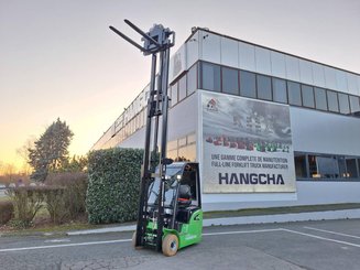 Three wheel front forklift Hangcha XC3-18i (CPDS18-XCC2G-SI) - 7