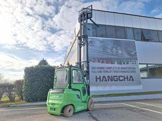 Four wheel front forklift Hangcha AE25-I