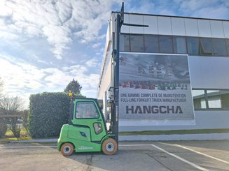 Four wheel front forklift Hangcha AE25-I