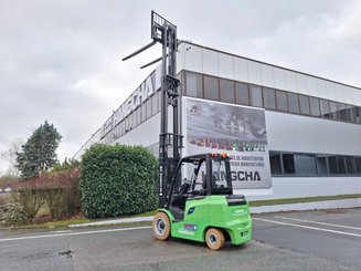Four wheel front forklift Hangcha AE30-I