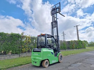 Four wheel front forklift Hangcha AE35-I - 9