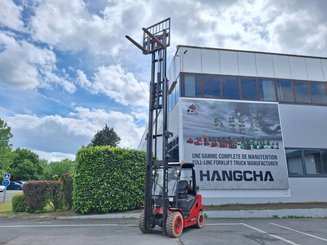 Four wheel front forklift Hangcha XF35G-2