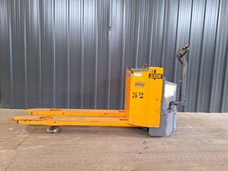 Pedestrian pallet truck OMG 330K - 7