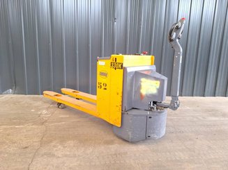 Pedestrian pallet truck OMG 330K - 8