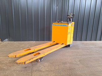 Pedestrian pallet truck OMG 330K - 6