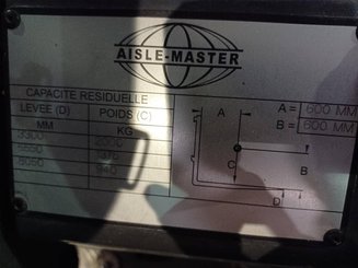 Articulated forklift Aisle Master 20whe