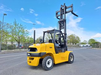 Four wheel front forklift Yale GDP70VX - 9