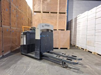 Low-level order picker Crown GPC3020