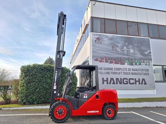 Four wheel front forklift Hangcha XF55D