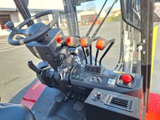 All-terrain forklift Hangcha TT35-2