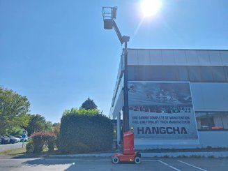Vertical lift platform Hangcha HV110D