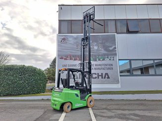 Four wheel front forklift Hangcha AE25-I - 8