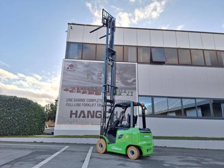 Four wheel front forklift Hangcha AE25-I