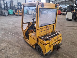 Tow tractor Charlatte TE206